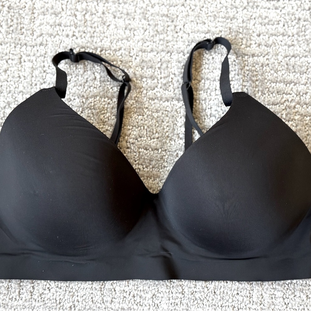 NWOT Lightly Lined Black X-Back Bra